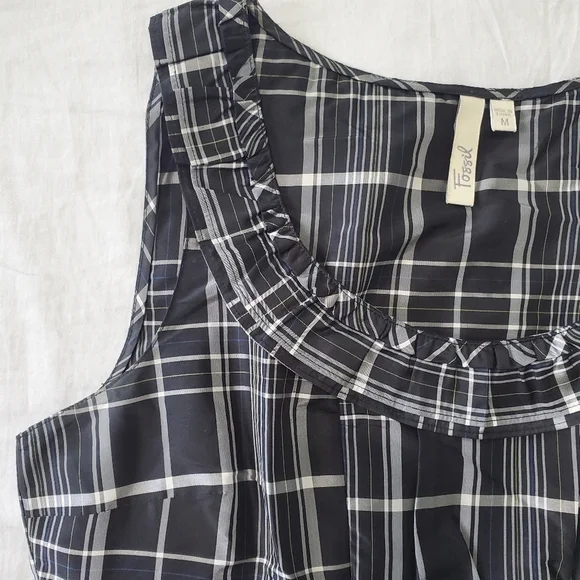 WOMEN'S Fossil Silk Top Shirt Sz M Scoop Neck Ruffle Detail Side Zip - Picture 3 of 12